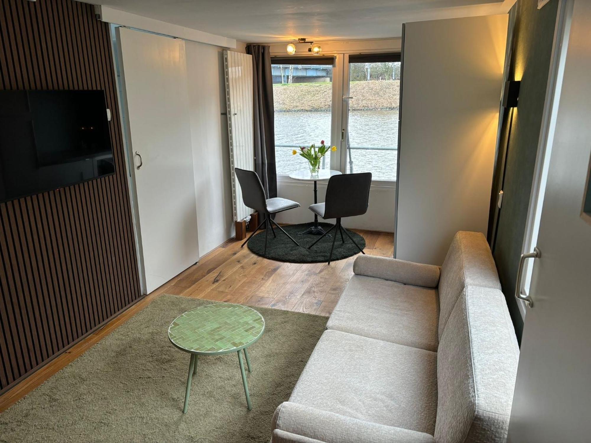 Luxury Studio On Robs Houseboat Special For Couples Amsterdam Exterior foto